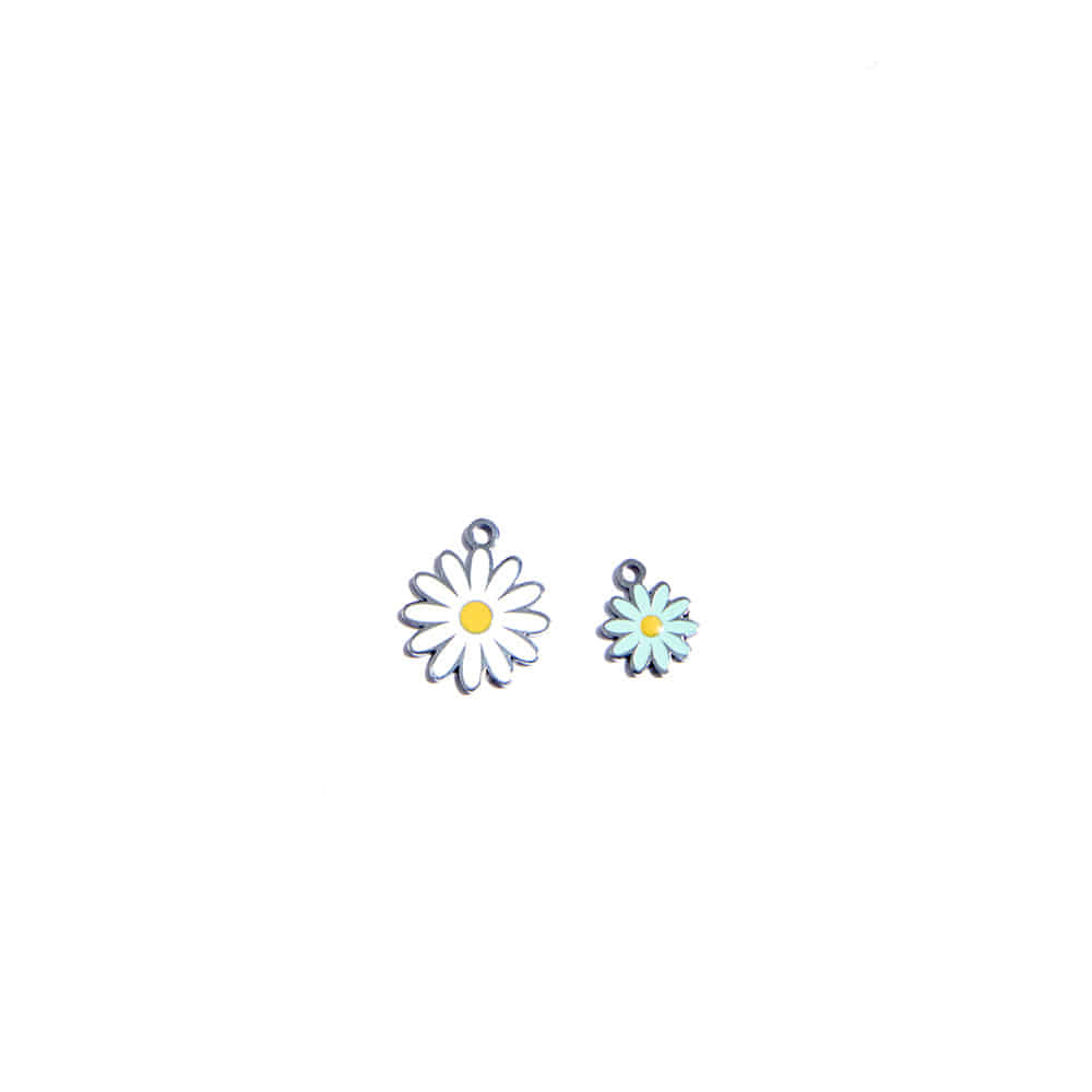 NiRO WHiTE n MiNT DAiSY NECKLACE #82